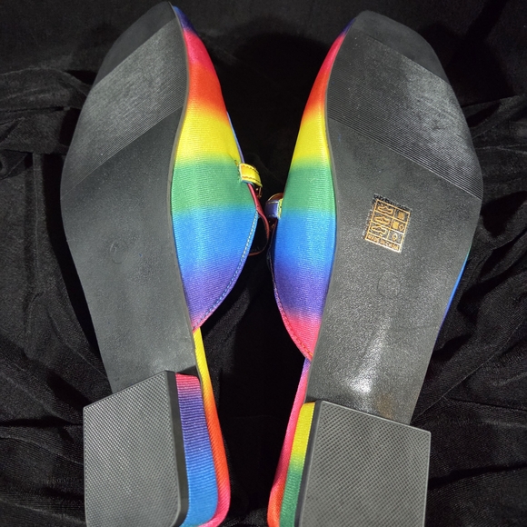 Colorful Women's Slip-On Loafers - Picture 4 of 6